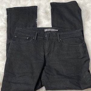 Women’s Levi’s black jeans